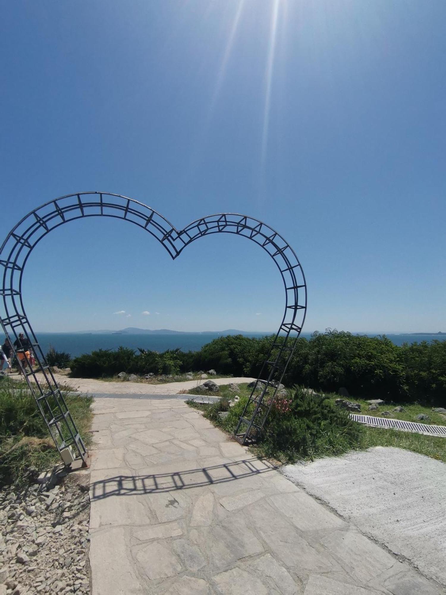 Луксозен Апартамент Анастасия-Сарафово На 150М От Морето Burgas Quarto foto